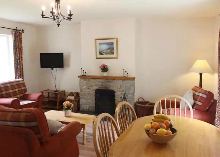 Leitrim Quay - Riverside 6