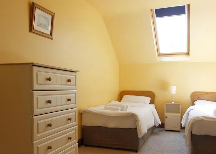 Leitrim Quay - Riverside 6 Holiday home *